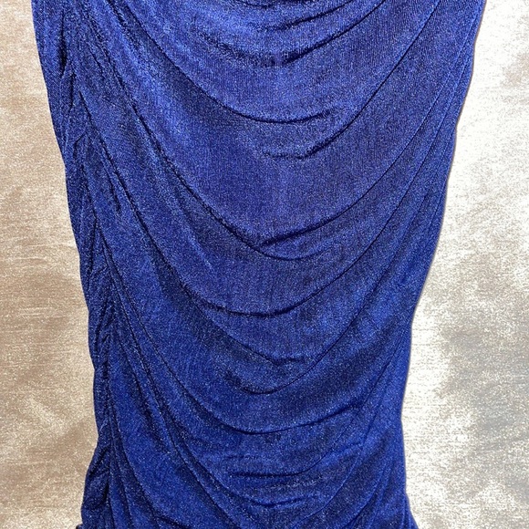 NWT. City Studio Navy Blue slim evening gown. Size M - Picture 2 of 9